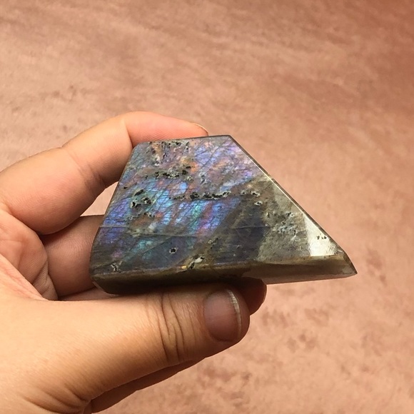 Flashy Labradorite Freeforms - Picture 5 of 9